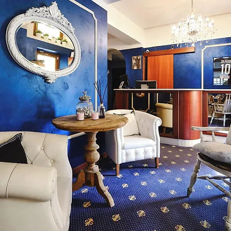 Zia Piera Hotel 3*