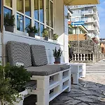 Zia Piera Otel Chiavari