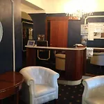 Zia Piera Otel Chiavari